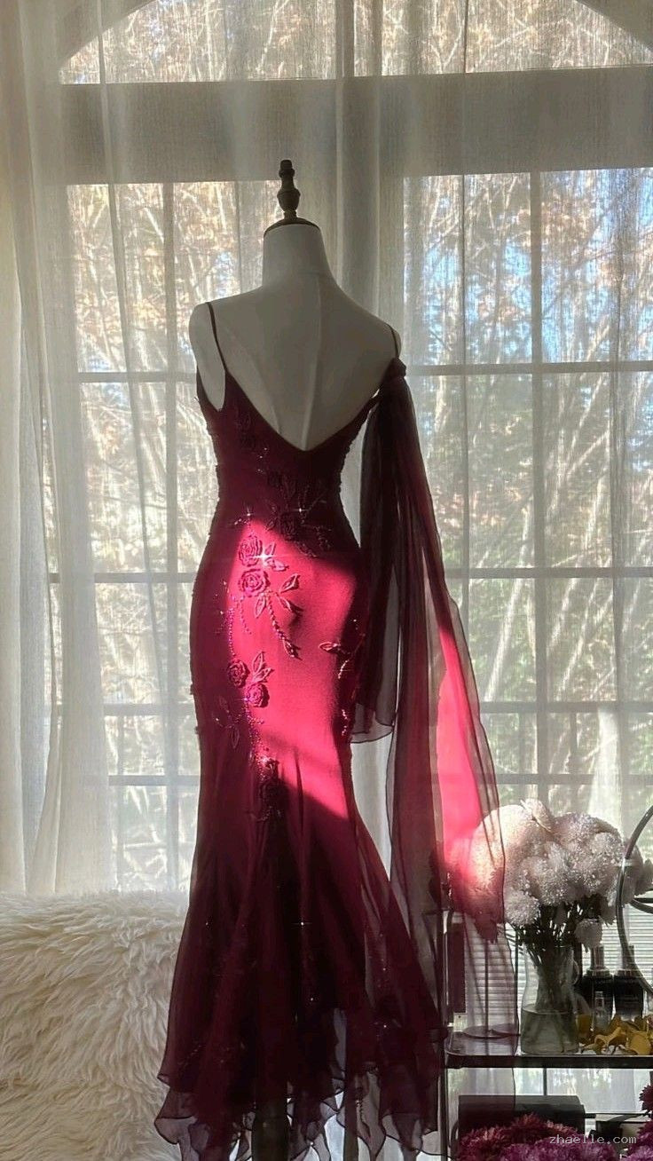 Mermaid Spaghetti Straps Burgundy Chiffon Prom Dresses Inspiration Trending Evening Gowns Formal Party - Zhaelle formal gown