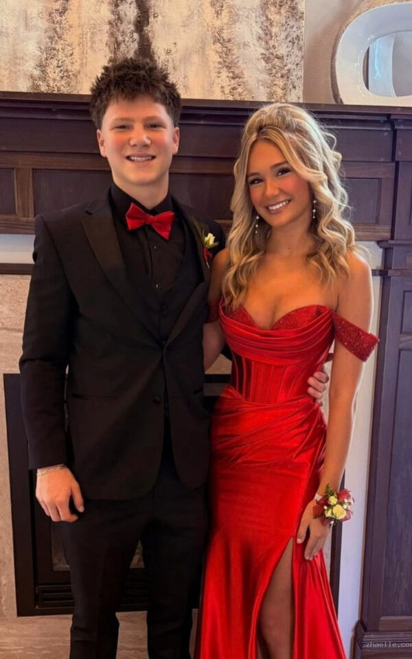 Off the Shoulder Red Mermaid Long Dress Leg Slit Bodycon Dresses - Zhaelle formal gown