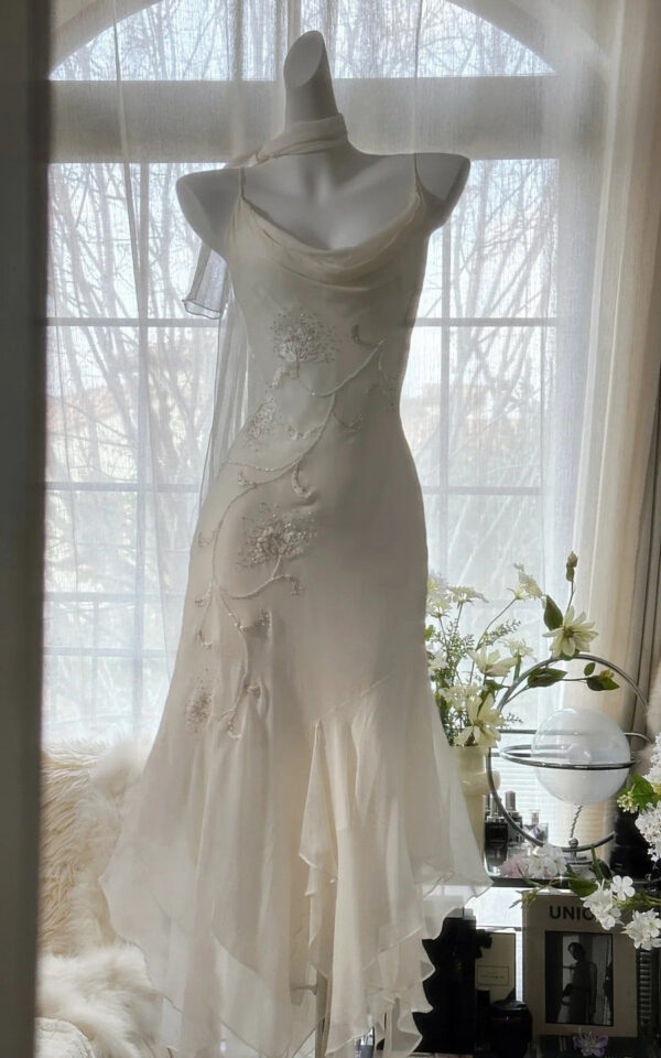 Pure and Elegant Chiffon Strap Beaded Mermaid Prom Dress - Zhaelle formal gown