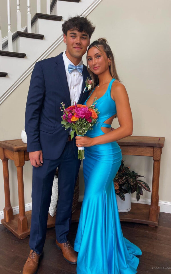 V-neck Open Back Ruched Mermaid Graduation Dress Formal Dresses Long - Zhaelle formal gown